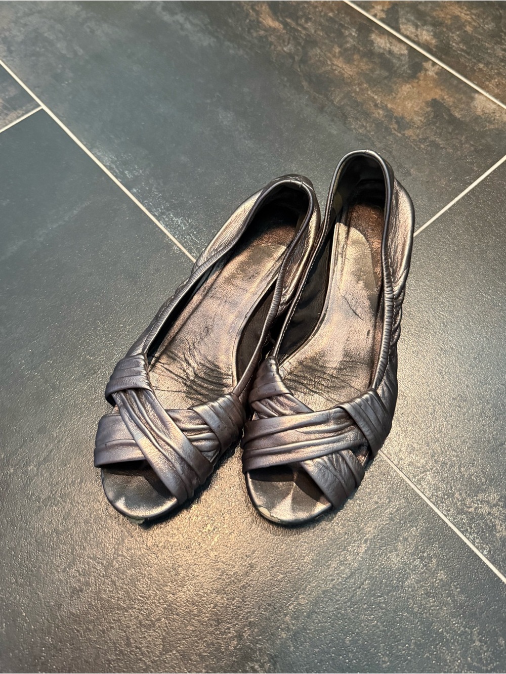 Vintage Cole Haan Air Nadine Peep-Toe Metallic Leather Wedge Ballet Flats - W6